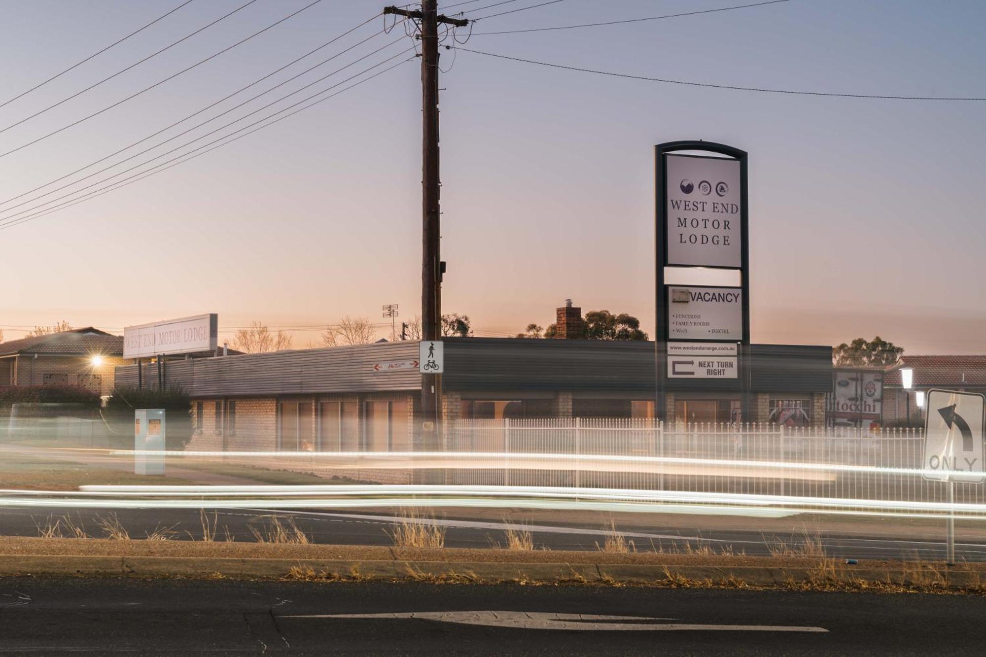 West End Motor Lodge オレンジ エクステリア 写真