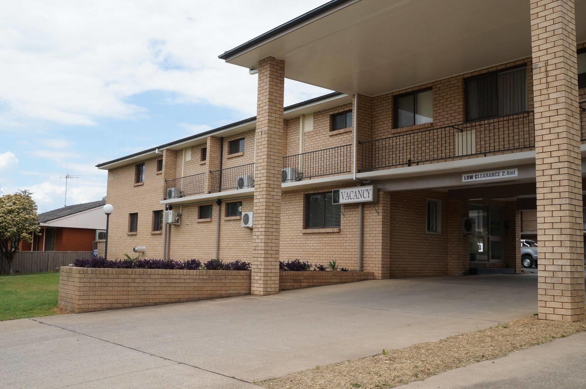 West End Motor Lodge オレンジ エクステリア 写真